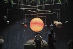 Bella Ramsey, Pedro Pascal in The Last of Us 2x06