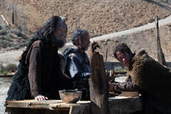 Hal Yamanouchi e Michael Ronda in Milarepa