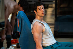 Agustin Della Corte come Roque Pérez in Olympo 1x07