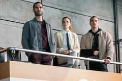 Nico Furtado come Hugo Teixeira, Melina Matthews come Jana Castro, Jesús Rubio come Iker Delallave in Olympo 1x08