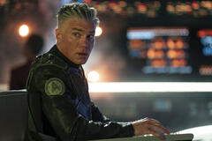 Anson Mount come Pike in Star Trek: Strange New Worlds 3x01