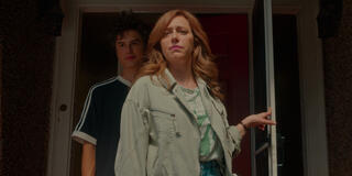 Peter Dager e Mariana Treviño in Stick 1x02