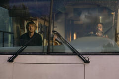 Owen Wilson e Marc Maron in Stick 1x03