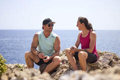 Chris Hemsworth in Limitless: Live Better Now 1x02 - Immagine dal set