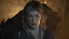 Gray Alys (Milla Jovovich) in In the Lost Lands