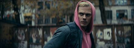 Bill Skarsgård in Locked - In Trappola