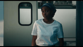 Ayo Edebiri come Sydney Adamu in The Bear - Stagione 4