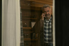 Sam Neill come Paul Souter in Untamed 1x01