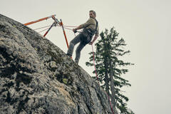 Eric Bana come Kyle Turner in Untamed 1x01