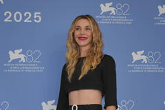 L'attrice Sophia di Martino al photocall del film Broken English di Jane Pollard e Iain Forsyth alla 82a Mostra del Cinema di Venezia, sabato 30 agosto 2025