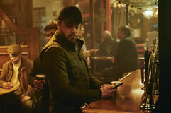 Tom Burke in Detective Cormoran Strike 6x01