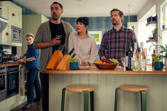 Kate McKinnon, Jamie Demetriou, Zoe Chao, e Andy Samberg in The Roses