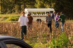 Charlie (William Lipton), Wyatt (Jesse Golliher), Bez (Zendé Murdock) in The Runarounds 1x05