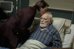 (S-D) Suranne Jones come Abigail, James Cosmo come Max in The Hostage 1x01