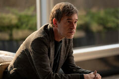 Mark Duplass in The Morning Show 4x09