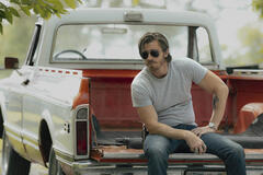 Garrett Hedlund come Mitch in Tulsa King 3x06