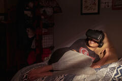 Andy Allo (Nora Antony) in Upload 1x08