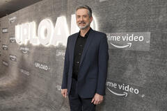 Greg Daniels partecipa alla proiezione speciale e al red carpet della seconda stagione di Upload di Prime Video presso The West Hollywood Edition l'8 marzo 2022 a West Hollywood, California