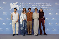Delegazione di Orfeo di Virgilio Villoresi (tra cui Vinicio Marchioni, Giulia Maenza, Virgilio Villoresi, Luca Vergoni e Aomi Muyock) al photocall del film alla 82a Mostra del Cinema di Venezia, lunedì 1 settembre 2025