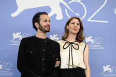 Marc Jacobs e Sofia Coppola al photocall del film Marc by Sofia alla 82a Mostra del Cinema di Venezia, martedì 2 settembre 2025