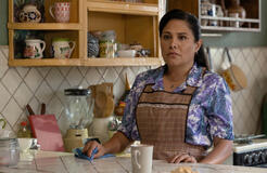 Vanessa Bauche in Acapulco 4x02