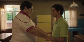 Fernando Carsa e Enrique Arrizon in Acapulco 4x04