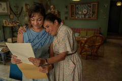 Regina Reynoso e Vanessa Bauche in Acapulco 4x05