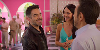 Omar Chaparro in Acapulco 4x07