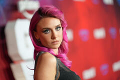 Maddie Phillips partecipa alla première e all'after-party della seconda stagione di Gen V al Silver Screen Theater presso il Pacific Design Center il 10 settembre 2025 a West Hollywood, California.