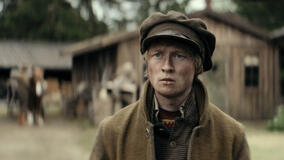 Emil Karlsen in To Cook A Bear (Koka björn) - Immagine dal set