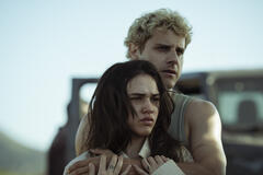 Maria Esposito e Andrea Arcangeli in Io Sono Rosa Ricci di Lyda Patitucci - Immagine dal set