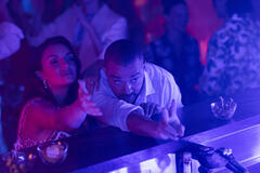 Jesse Williams ed Elettra Lamborghini in Hotel Costiera 1x01