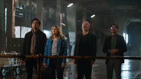 (S-D) Kim Falck come Andreas Isaksen, Ine Marie Wilmann come Nora Tidemann, Jon Ketil Johnsen come Professor Møller e Duc Mai-The come Professor Wangel in Troll 2