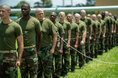 Blake Burt come John Bowman in Boots 1x02