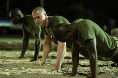 Kieron Moore come Slovacek in Boots 1x02