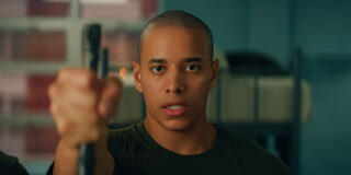 Dominic Goodman come Nash in Boots 1x01