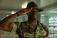 Cedrick Cooper come Sgt. McKinnon in Boots 1x03