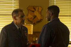 James Remar, Jovan Adepo in IT: Welcome To Derry 1x01