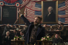 Shea Whigham come Roscoe Conkling in Death By Lightning 1x01