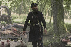 Michael Shannon come James Garfield in Death by Lightning 1x01