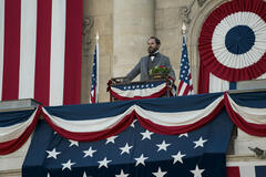 Michael Shannon come James Garfield in Death by Lightning 1x02