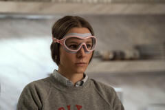 Kristen Bell come Joanne in Nobody Wants This 2x01