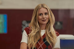 Justine Lupe come Morgan in Nobody Wants This 2x02