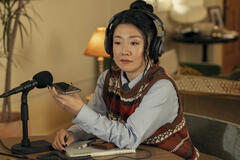 Sherry Cola come Ashley in Nobody Wants This 2x04