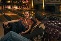 (S-D) Kristen Bell come Joanne, Adam Brody come Noah in Nobody Wants This 2x05