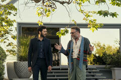 (S-D) Adam Brody come Noah, Seth Rogen come Rabbi Neil in Nobody Wants This 2x06