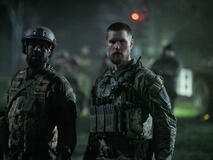 (D) Mads Sjøgård Pettersen come Captain Kris in Troll