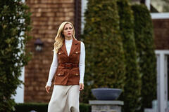 Brittany Snow come Nina in The Beast in Me 1x03