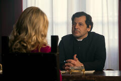 (S-D) Carolina Crescentini come Adelina Tattilo, Giampiero Judica come Don Rocco in Mrs Playmen 1x02