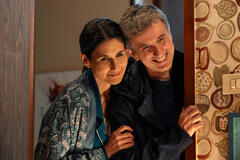 (S-D) Barbara Tabita come Maria Teresa, Valentino Picone come Valentino in Sicilia Express 1x02